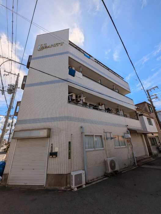 物件外観写真2　(外観写真)