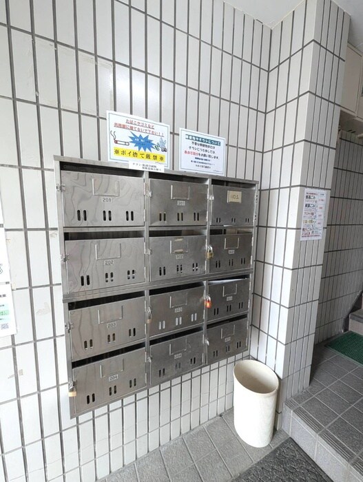 物件外観写真4　(建物設備)