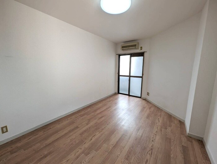 物件内観写真14　(居室)