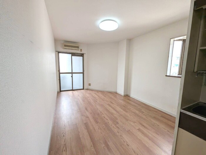 物件内観写真16　(居室)