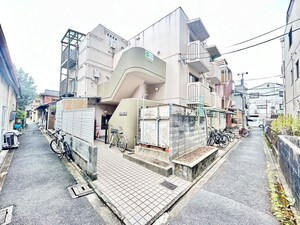 ベルファム西院外観写真