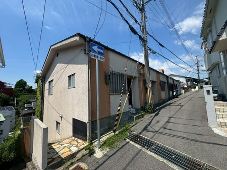 西口ヒルズA棟外観写真