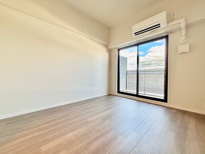 物件内観写真10　(居室)