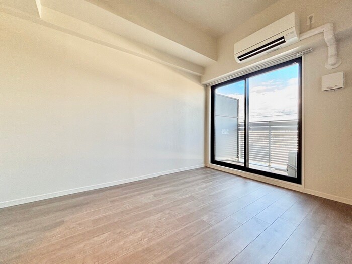 物件内観写真10　(居室)