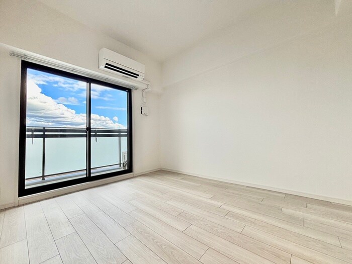 物件内観写真10　(居室)