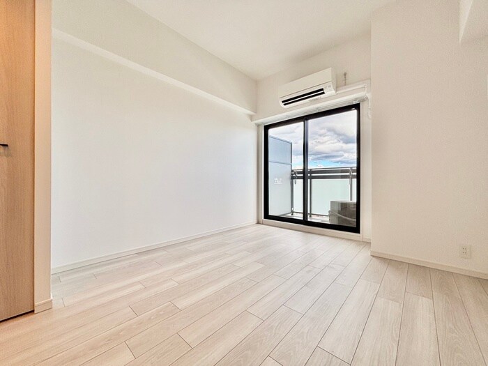 物件内観写真10　(居室)