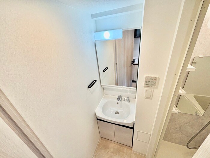物件内観写真14　(洗面)