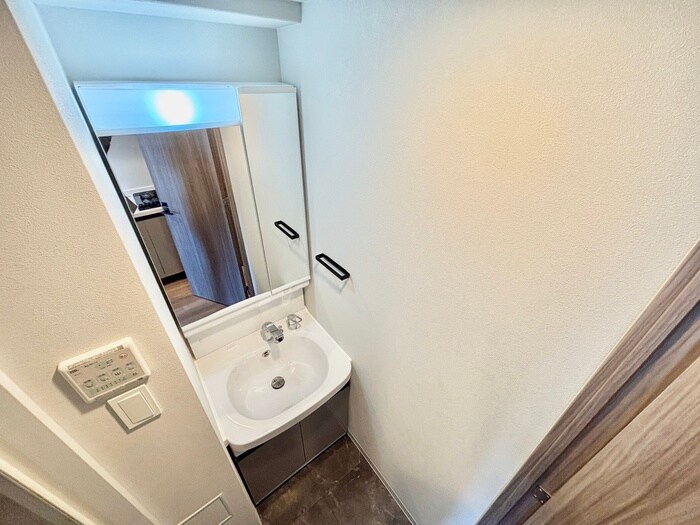 物件内観写真14　(洗面)