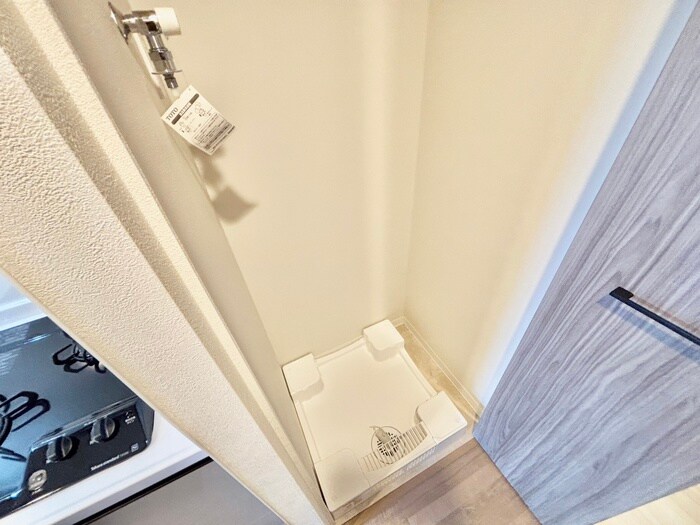 物件内観写真15　(洗濯機置場)