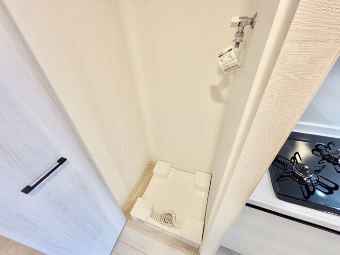 物件内観写真15　(洗濯機置場)