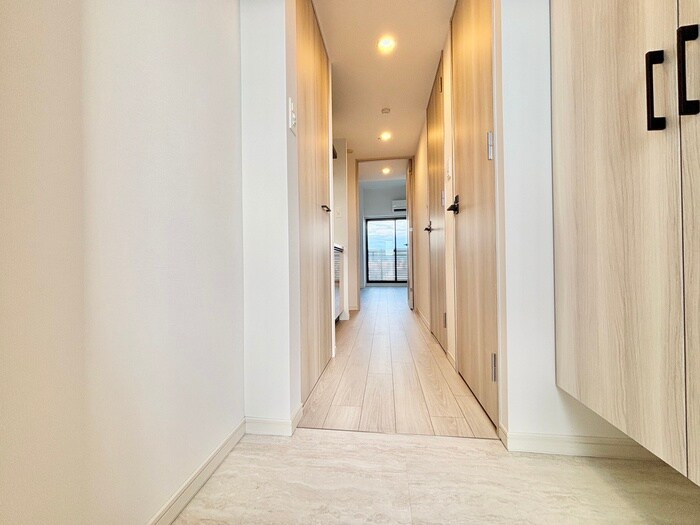 物件内観写真19　(廊下)