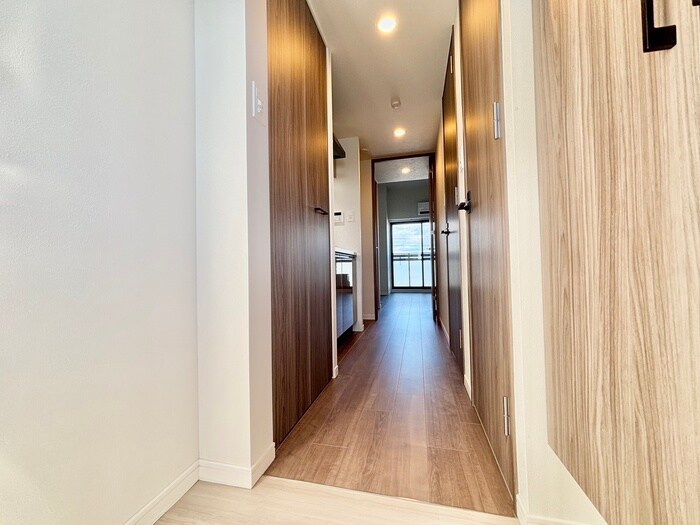 物件内観写真19　(廊下)