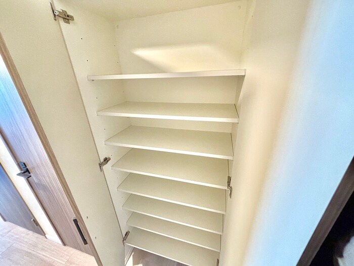 物件内観写真20　(靴箱)