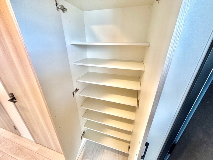 物件内観写真20　(靴箱)