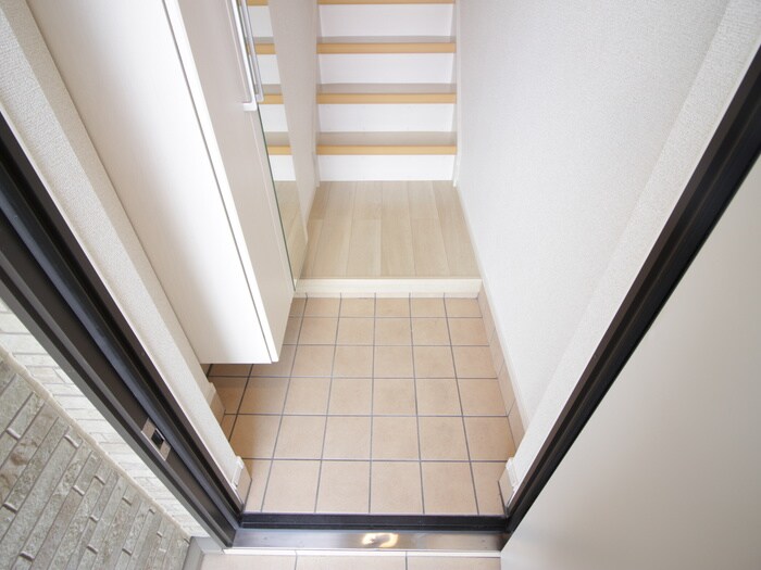 物件内観写真12　(廊下)