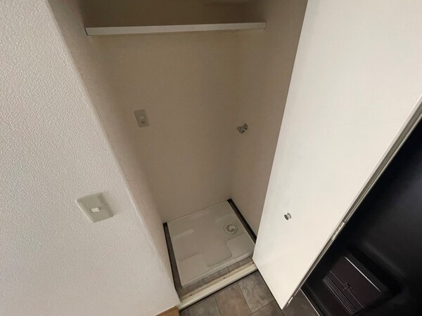 洗濯機置場