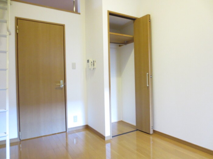 物件内観写真9　(収納)