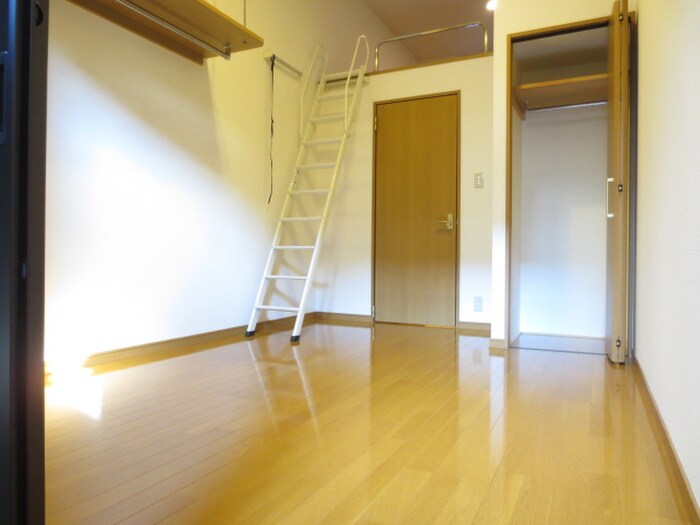 物件内観写真11　(居室)