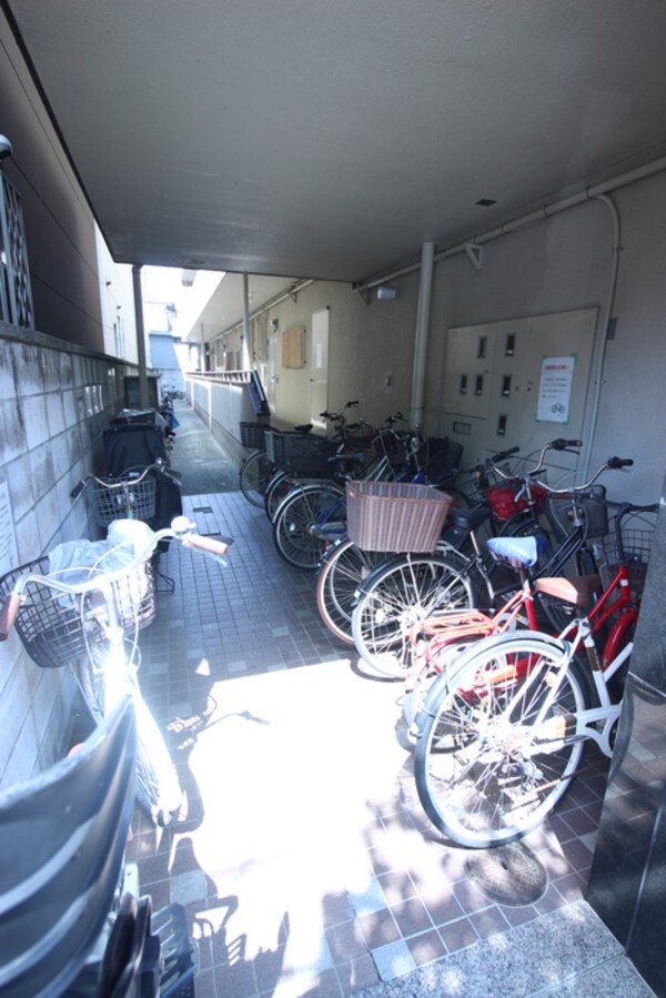 駐輪場