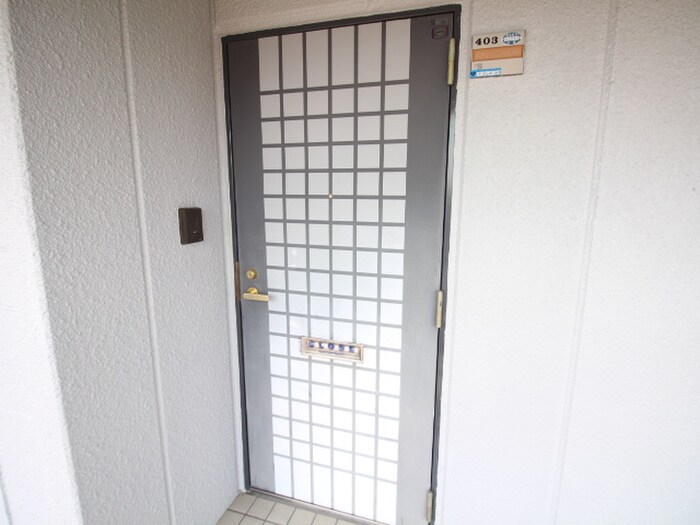 物件内観写真14　(玄関)