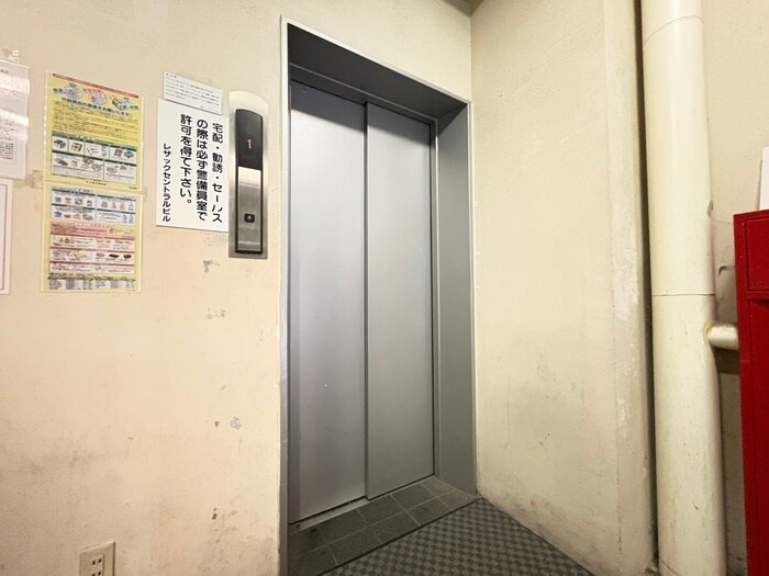 物件外観写真2　(建物設備)