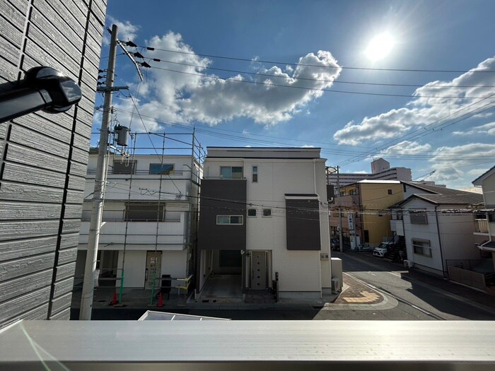 物件内観写真16　(室内からの展望)