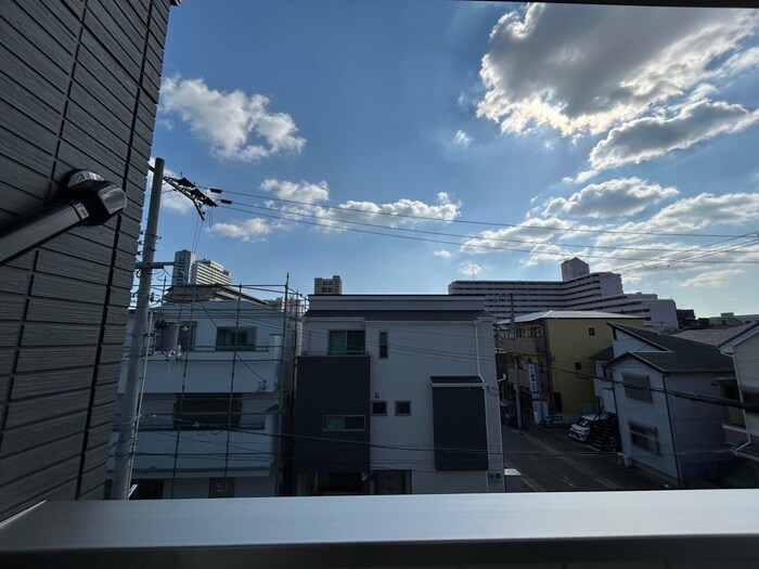 物件内観写真16　(室内からの展望)