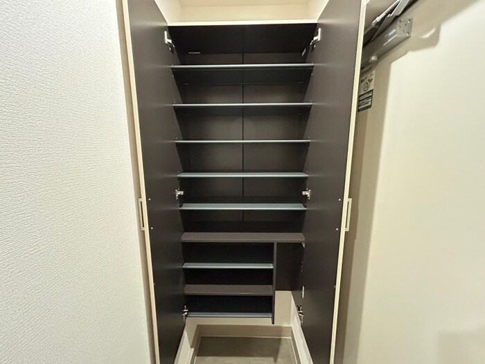 物件内観写真19　(靴箱)