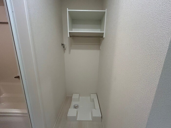 物件内観写真20　(洗濯機置場)