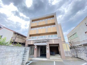 本間御池ハイツ外観写真