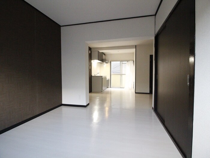 物件内観写真7　(居室)