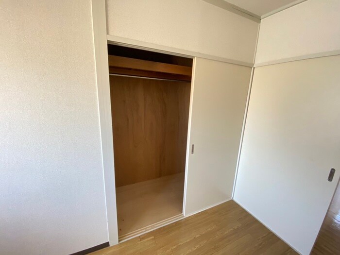 物件内観写真10　(収納)