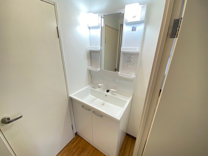 物件内観写真14　(洗面)