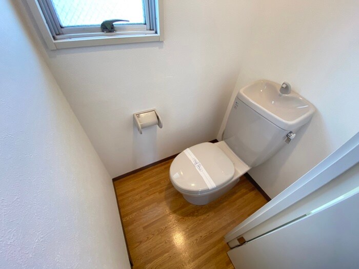 物件内観写真15　(トイレ)