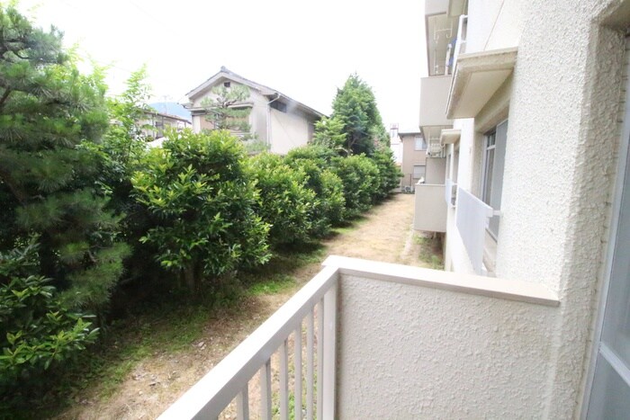 物件内観写真20　(室内からの展望)