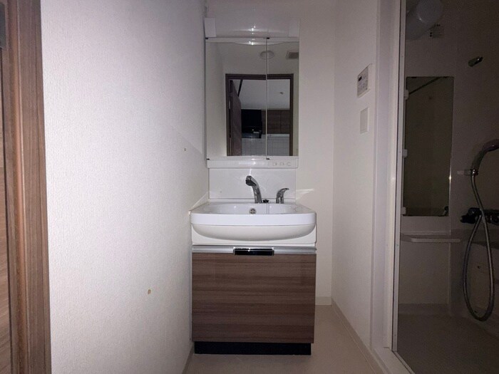 物件内観写真13　(洗面)