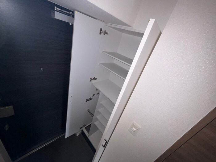 物件内観写真17　(靴箱)