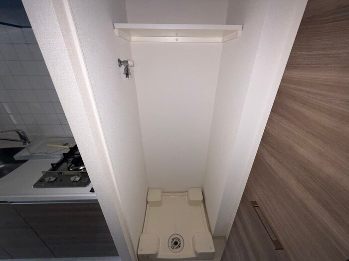 物件内観写真20　(洗濯機置場)