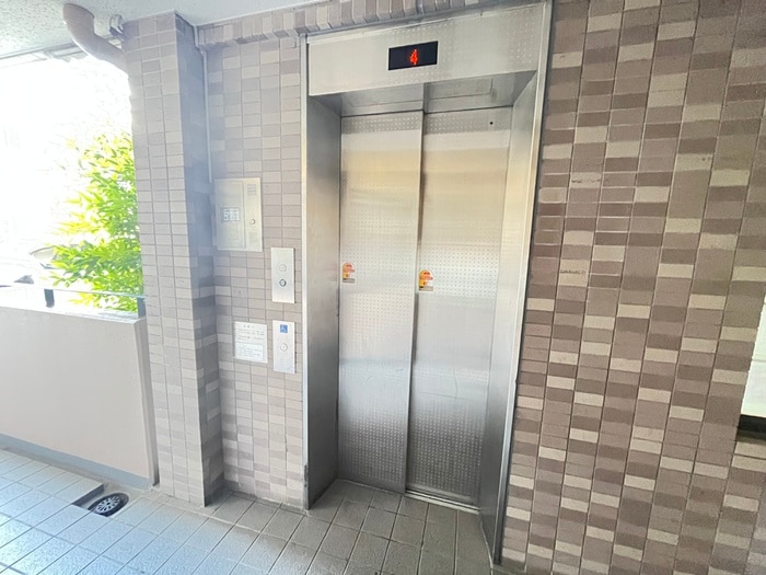 物件外観写真6　(建物設備)