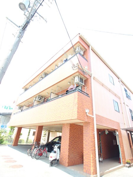 ダンデライオン外観写真