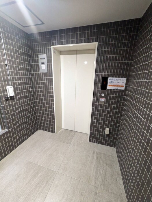 物件外観写真4　(建物設備)