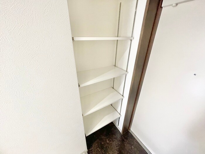 物件内観写真20　(靴箱)