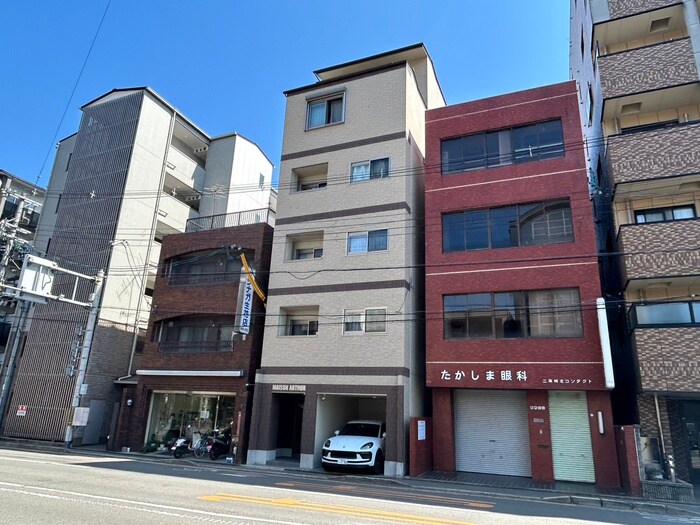 物件外観写真1　(外観写真)