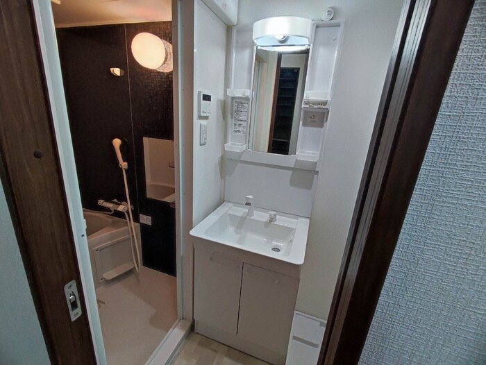 物件内観写真15　(洗面)