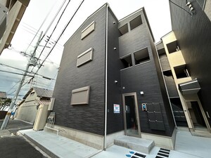 BowLongKomagabayashi外観写真