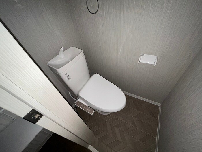 物件内観写真11　(トイレ)