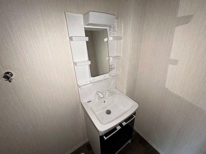 物件内観写真12　(洗面)