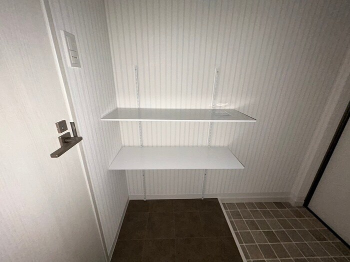 物件内観写真15　(靴箱)