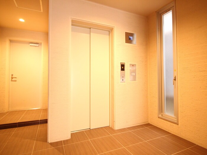 物件外観写真4　(建物設備)