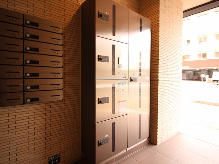 物件外観写真6　(建物設備)